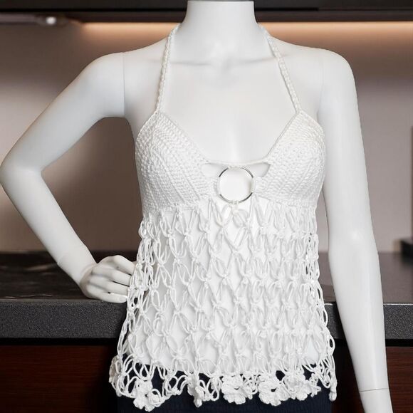 🌼 Handmade Crochet Top w/ Ring Detail - Picture 1 of 7